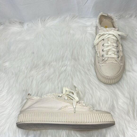 Fitville Marca Ivory Canvas Raw Edge Sneakers Sz 9 - Picture 2 of 7